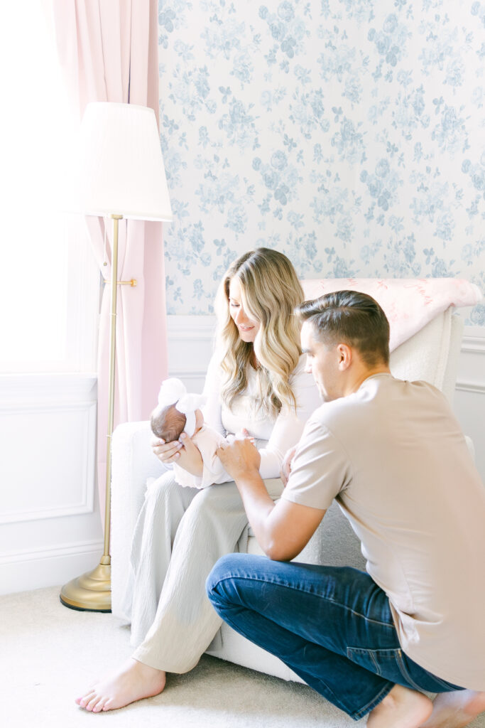 Troy-Ohio-Newborn-Photography-Troy-Newborn-Photographer-Ohio-Lifestyle-Newborn-Photographer