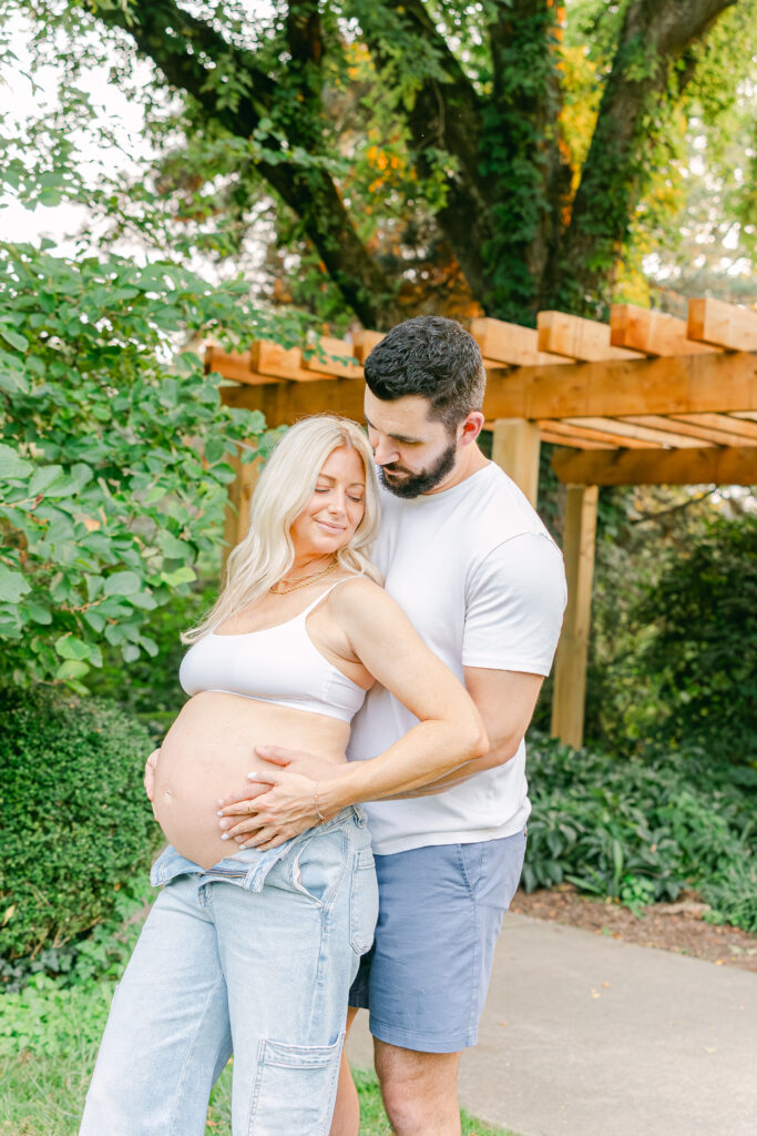 Cincinnati Custom Heirloom Maternity Lifestyle Photography | Maternity Photography Cincinnati Ohio | Maternity Photographer Cincinnati Area