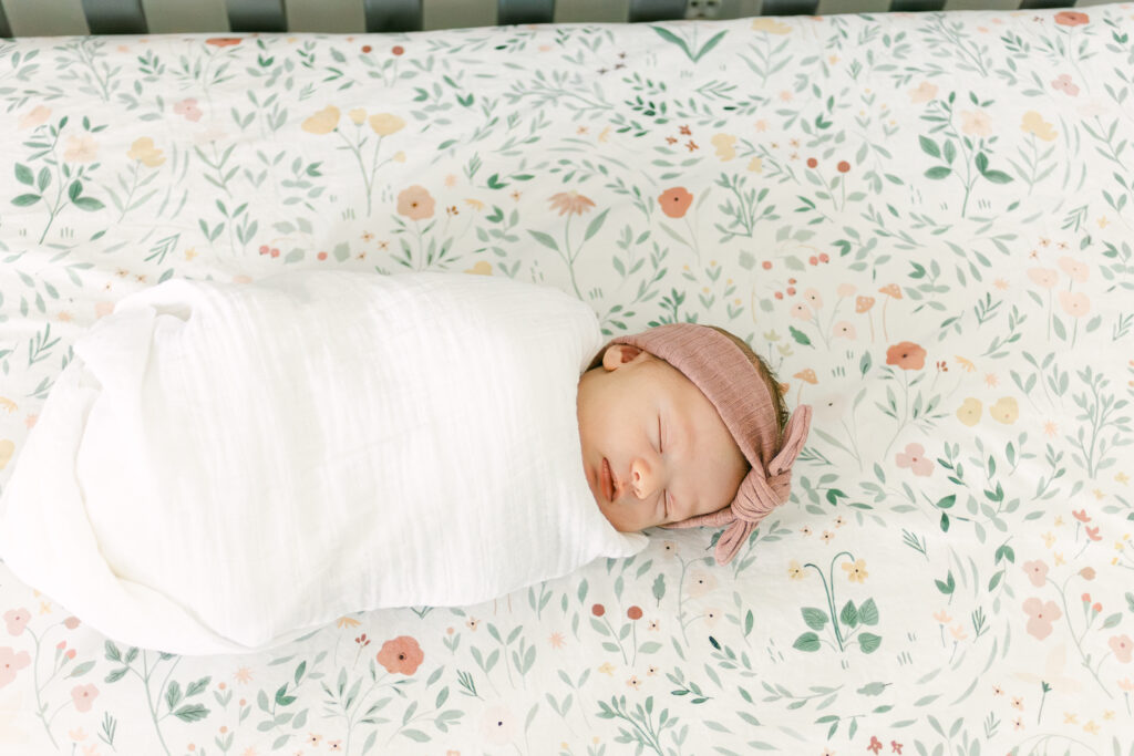 Beavercreek Newborn Photography | Dayton Ohio Family Lifestyle Photographer | Isla's Newborn Photography Session 