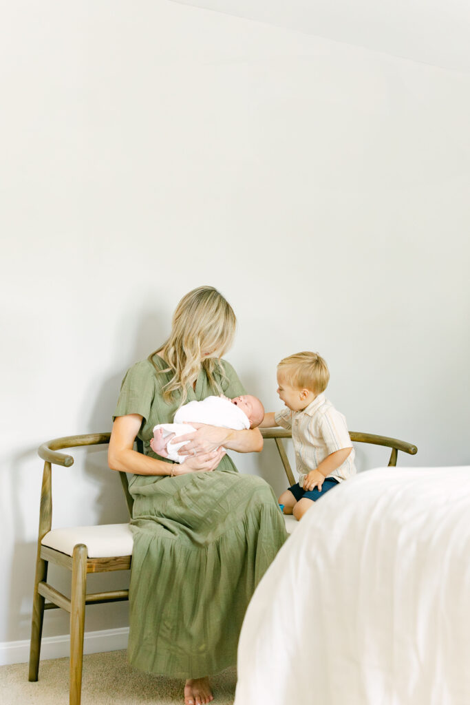 West Chester Newborn Lifestyle Photographer | West Chester  Newborn Photography | Cincinnati Newborn Photographer